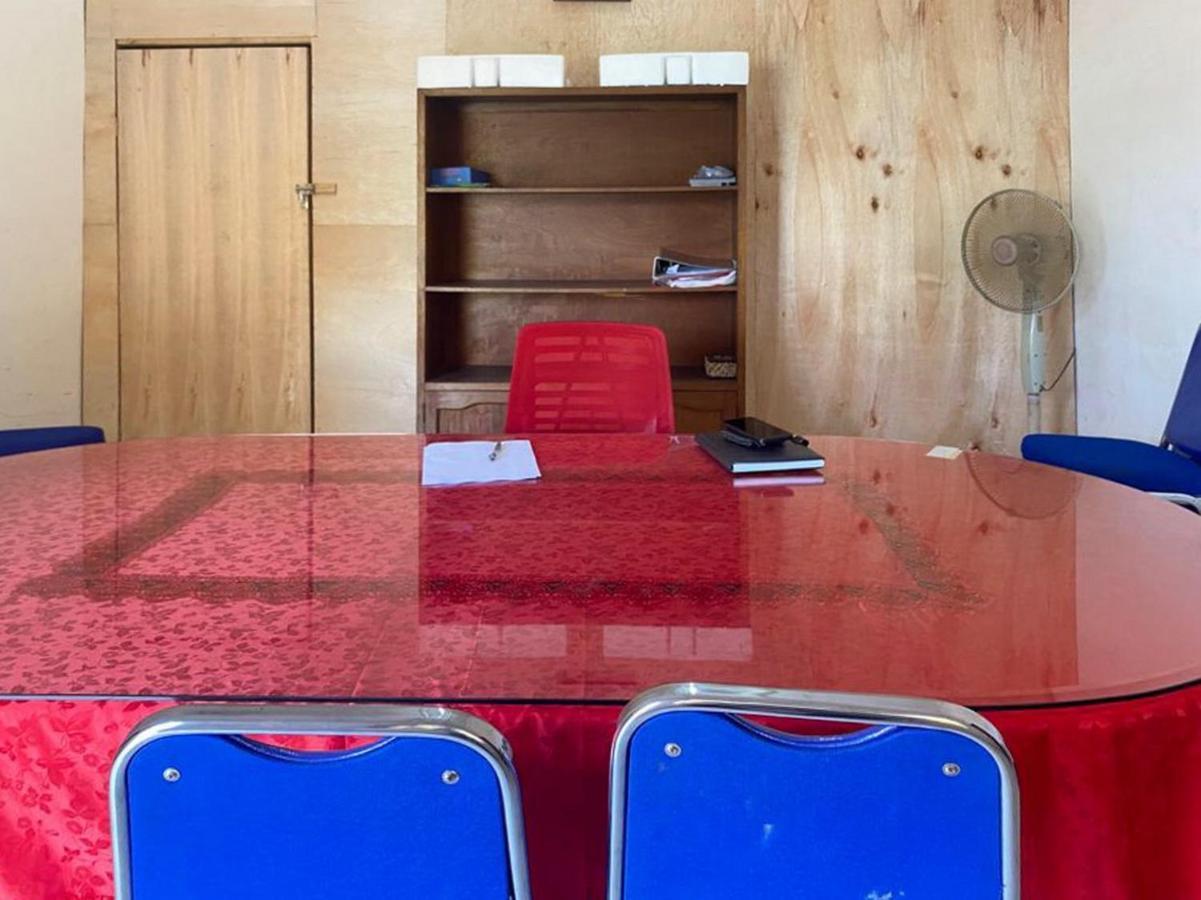 Penginapan Steady Mitra Reddoorz Pematang Siantar Eksteriør bilde